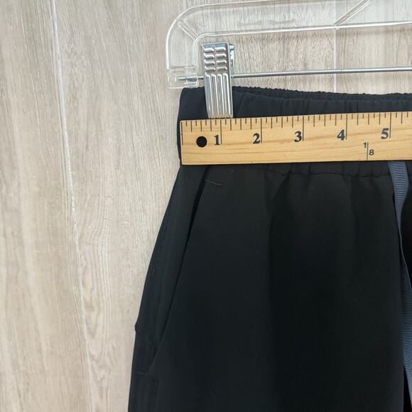 Lululemon On The Fly Pull On Skirt Size 6 Pockets Black Woven Elastic Waist - Picture 6 of 13
